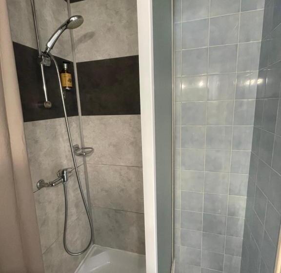 غرفة كومفورت فردية, Hôtel & Restaurant Le Patio Vichy