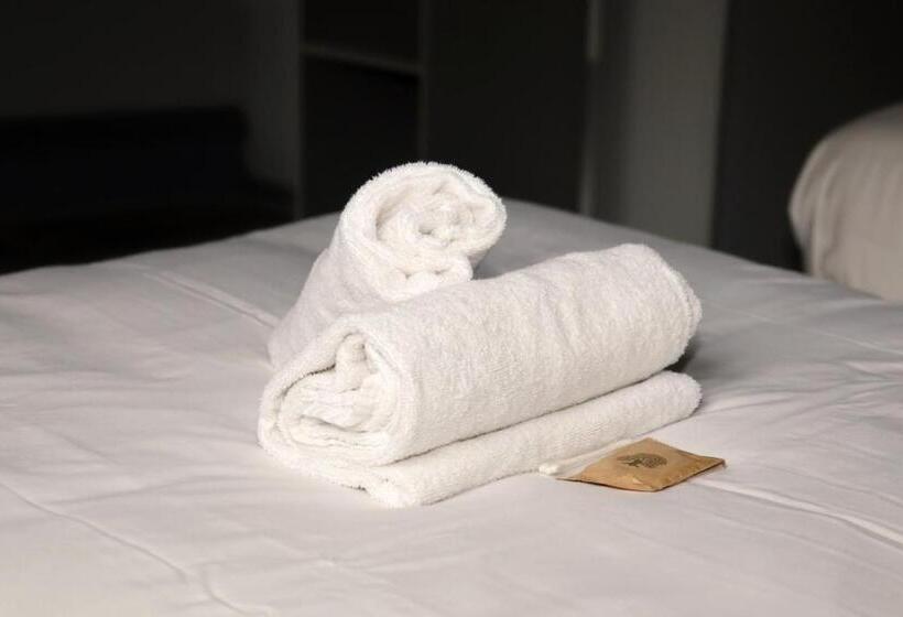 스탠다드 룸, Hôtel & Restaurant Le Patio Vichy