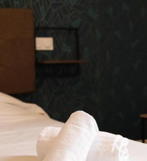 이코노미 룸, Hôtel & Restaurant Le Patio Vichy