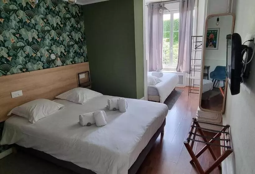 اتاق استاندارد سه نفره, Hôtel & Restaurant Le Patio Vichy