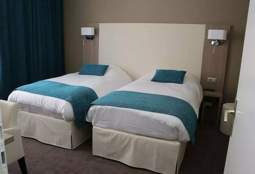 Quarto Estandar, Normandy