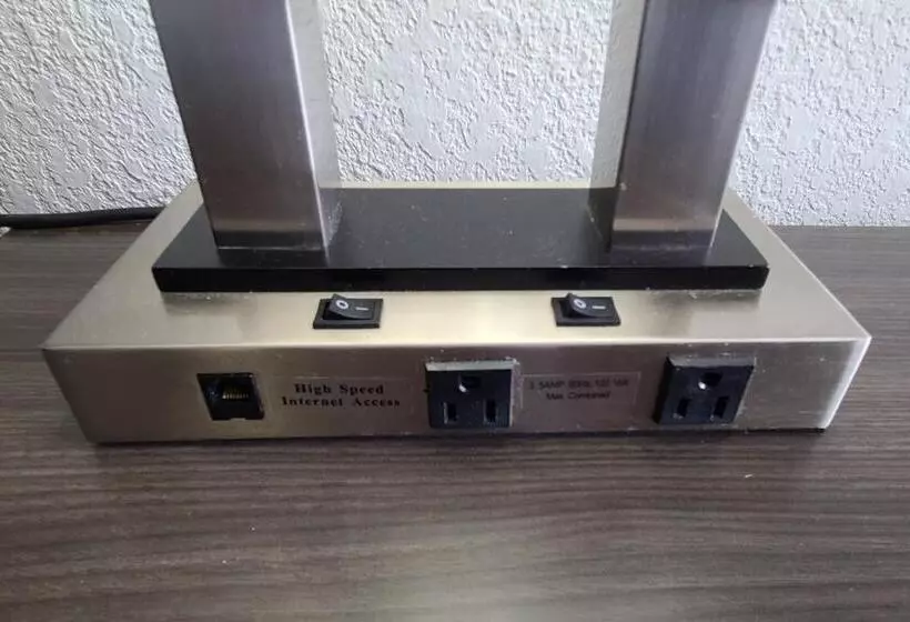 キングサイズベッドのスーペリアルーム, Red Roof Inn & Suites Duncan