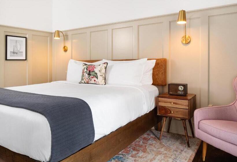 スタンダードルーム, Arrive Wilmington