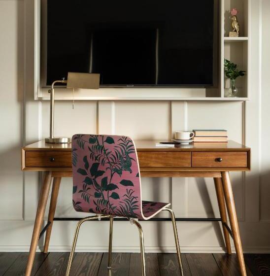 スイート, Arrive Wilmington