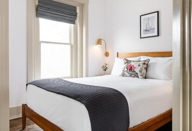 スイート, Arrive Wilmington