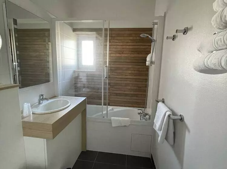 اتاق سوپریور سه تخته, Urban Jungle Hôtel Orleans