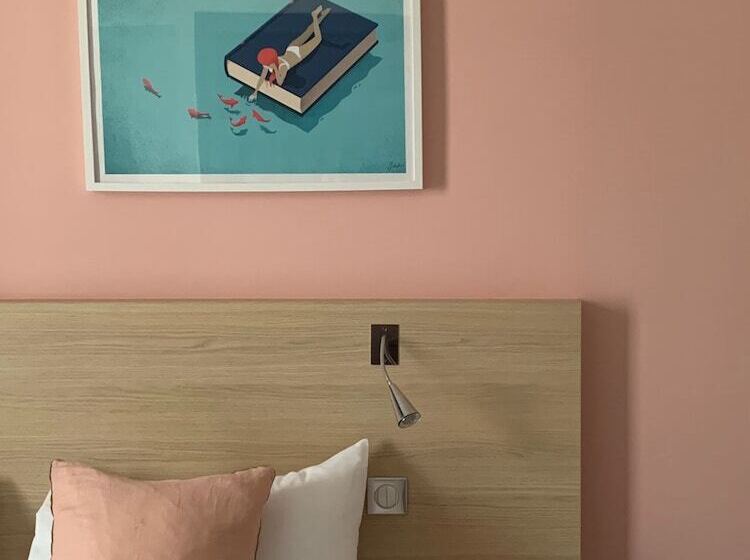 חדר סופריור לארבעה, Urban Jungle Hôtel Orleans