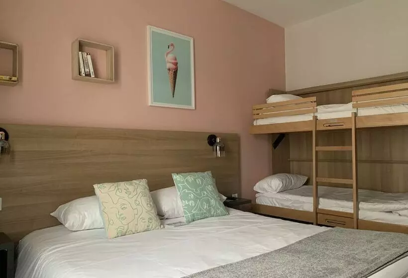 اتاق سوپریور چهار تخته, Urban Jungle Hôtel Orleans