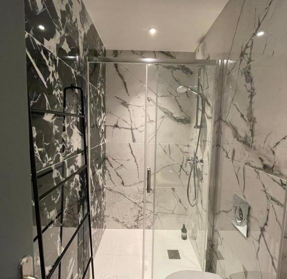 Трехместный Номер Superior, Urban Jungle Hôtel Orleans