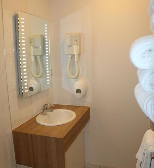 חדר סופריור לארבעה, Urban Jungle Hôtel Orleans