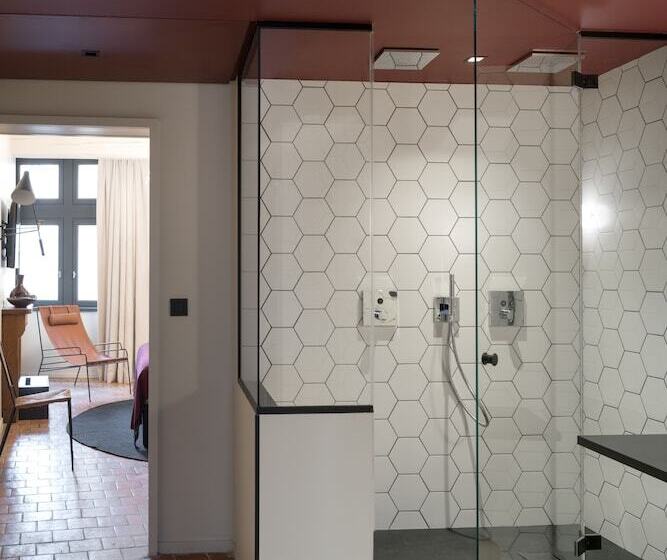 סוויטת סופריור, Mihotel Tour Rose