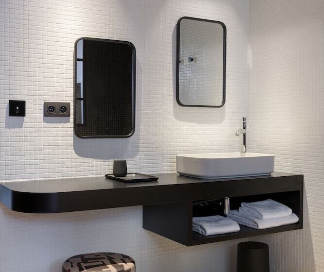 סוויטה אקזקיוטיב, Mihotel Tour Rose