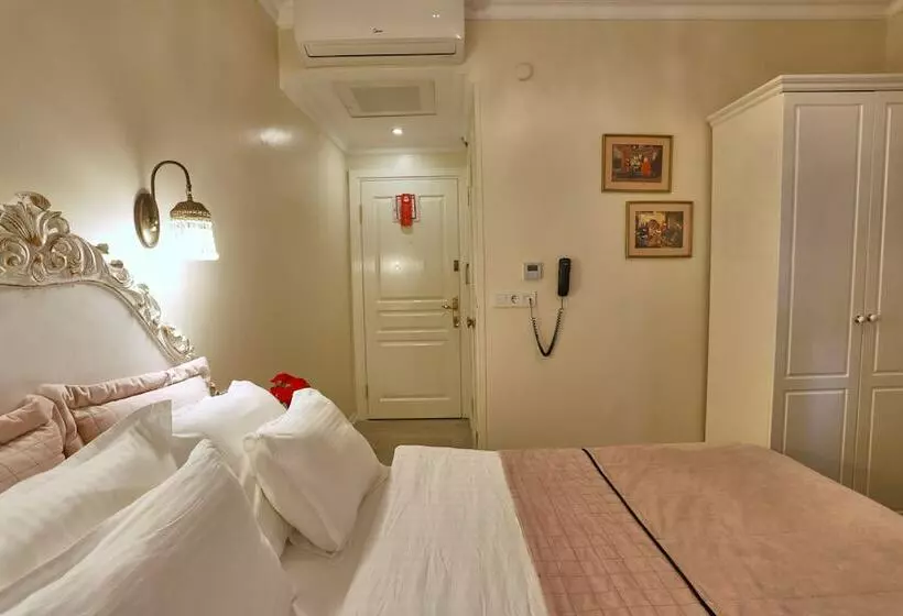 اتاق لوکس سه تخته, Celal Sultan Hotel Special Class