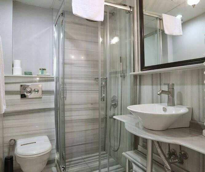 اتاق لوکس سه تخته, Celal Sultan Hotel Special Class