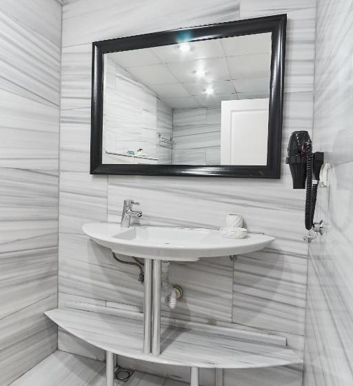 اتاق پریمیوم سه تخته, Celal Sultan Hotel Special Class