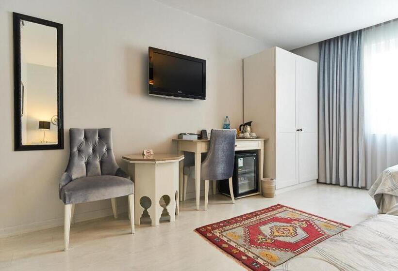 اتاق پریمیوم سه تخته, Celal Sultan Hotel Special Class