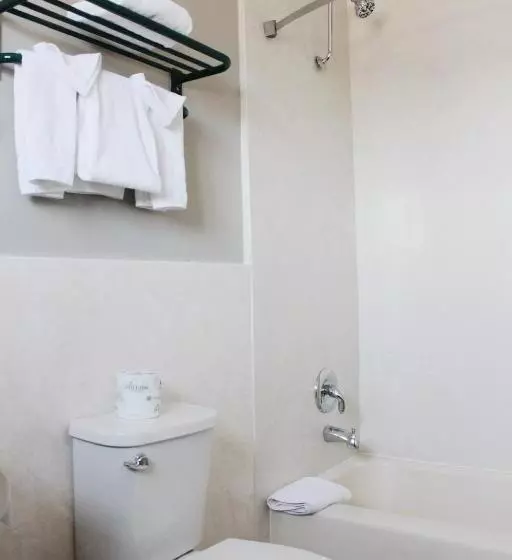 キングサイズベッドのデラックススイート, Days Inn By Wyndham Show Low
