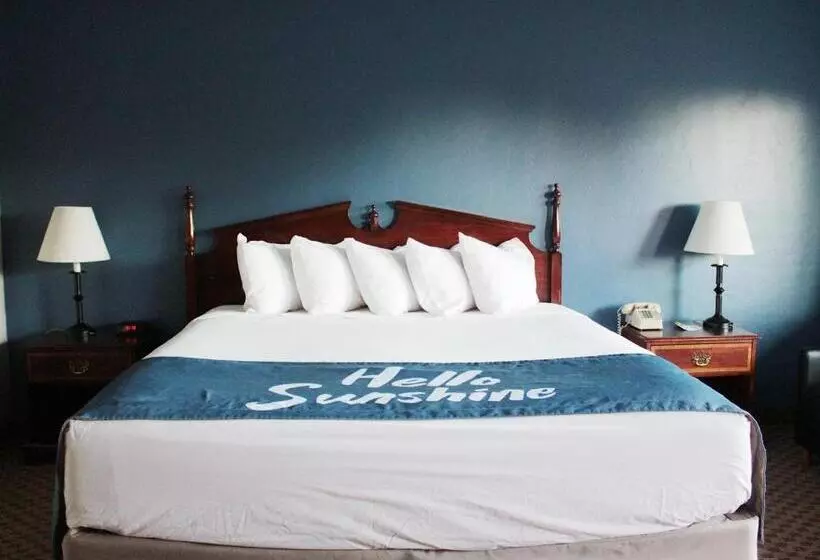 キングサイズベッドのデラックススイート, Days Inn By Wyndham Show Low
