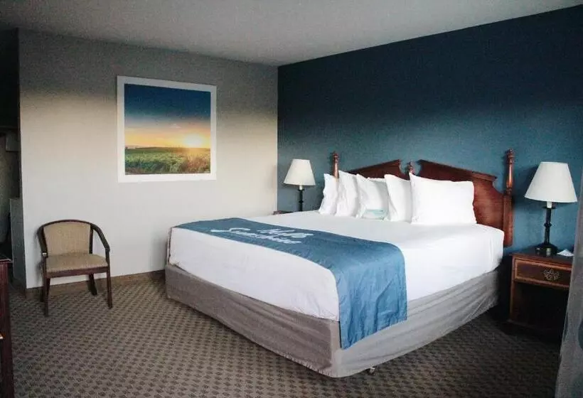 キングサイズベッドのスタンダードルーム, Days Inn By Wyndham Show Low