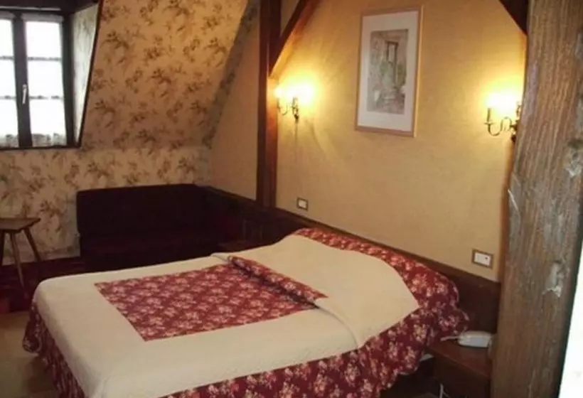 Standard-huone, Des Vosges