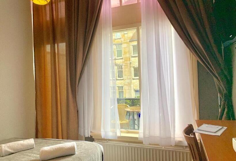 غرفة قياسية مزوَّدة بشُرفة, Di Ann Amsterdam City Centre