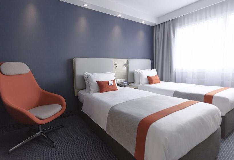 Номер Стандарт, Holiday Inn Express Luzern Neuenkirch, An Ihg