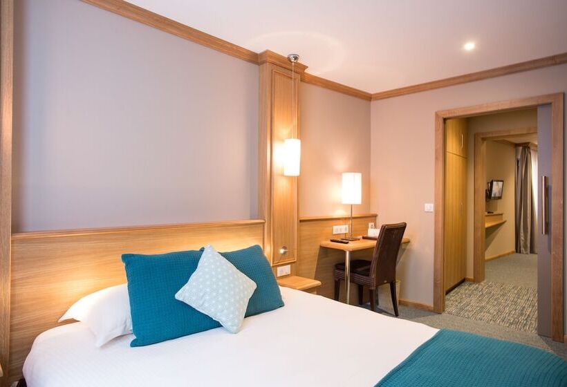 Семейный Номер, Hôtel Le Rapp