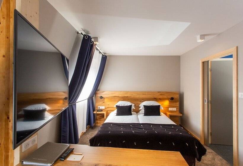 Номер Deluxe, Hôtel Le Rapp