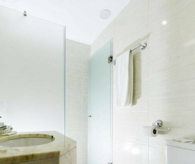 اتاق استاندارد, Madeira