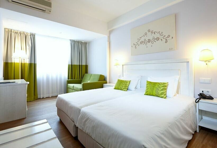 اتاق خانوادگی, Madeira