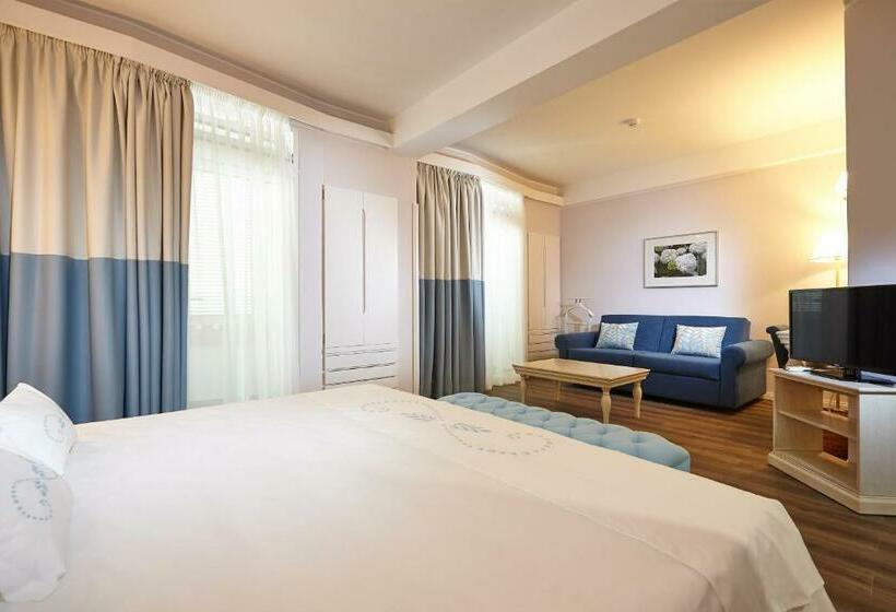 سوییت سوپریور, Madeira