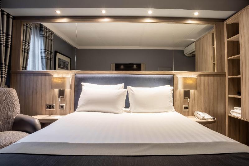 اتاق سوپریور, Madeira