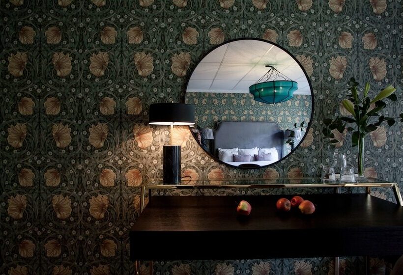 ファミリールーム, Centric