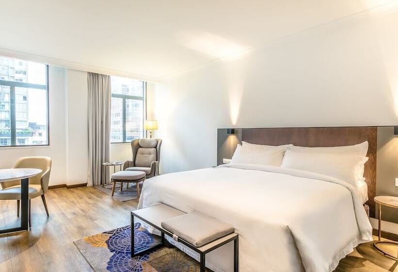 غرفة ديلوكس, The Grace