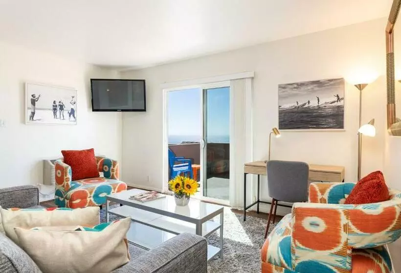 سوئیت پنت هاوس, The Sea View Inn At The Beach