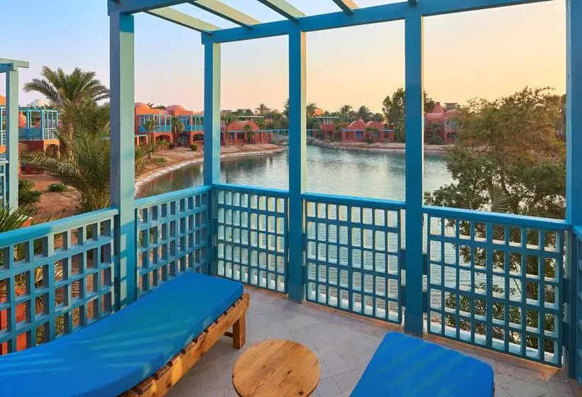 キングサイズベッドのクラシックルーム, Sheraton Miramar Resort El Gouna