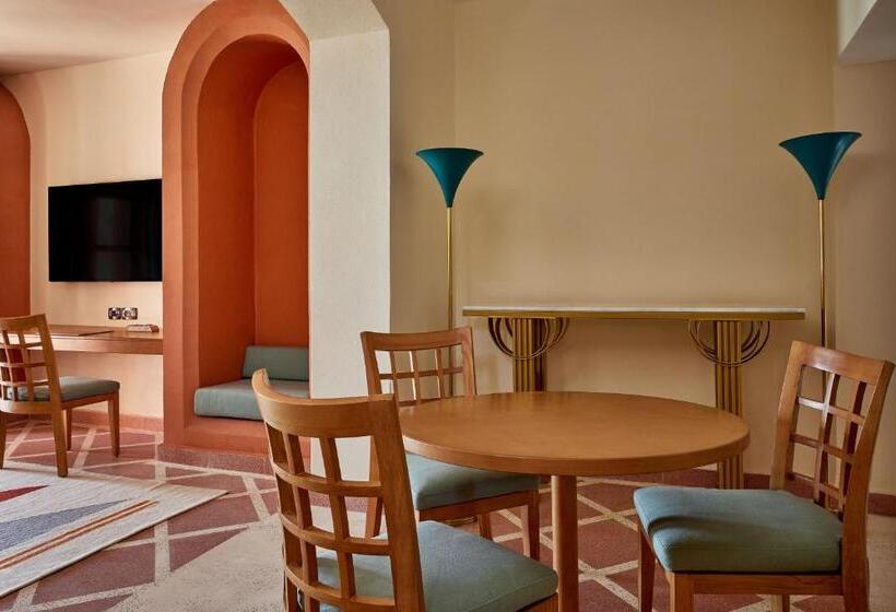 جناح إدارى سرير كينج, Sheraton Miramar Resort El Gouna