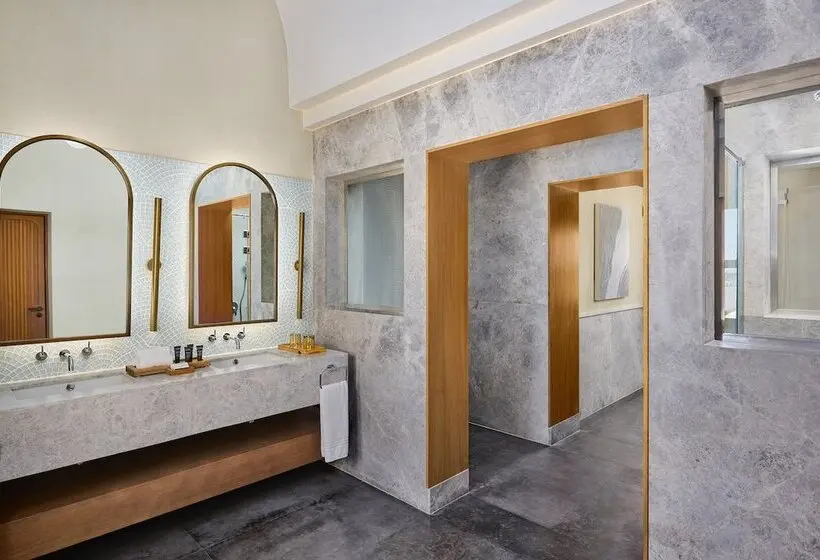 سوئیت ریاست جمهوری سه خوابه, Sheraton Miramar Resort El Gouna