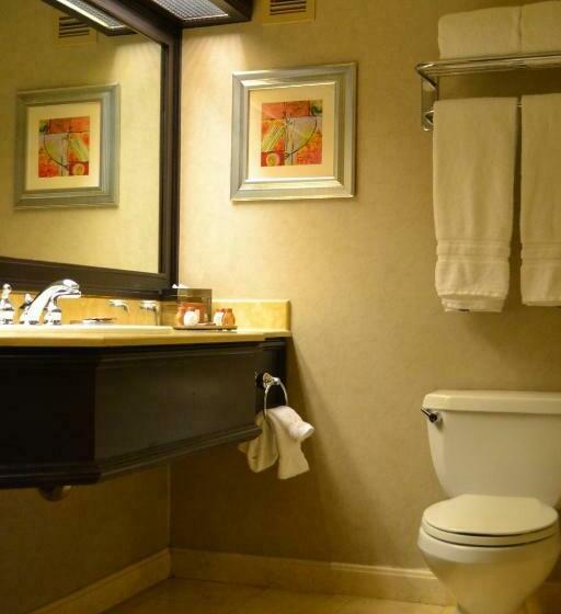 스탠다드 룸 킹사이즈 침대, Treasure Island Ti Las Vegas Hotel & Casino