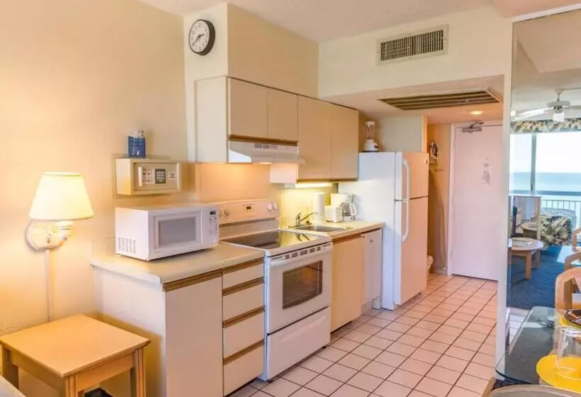 Standard Studio, Yachtsman Oceanfront Resort