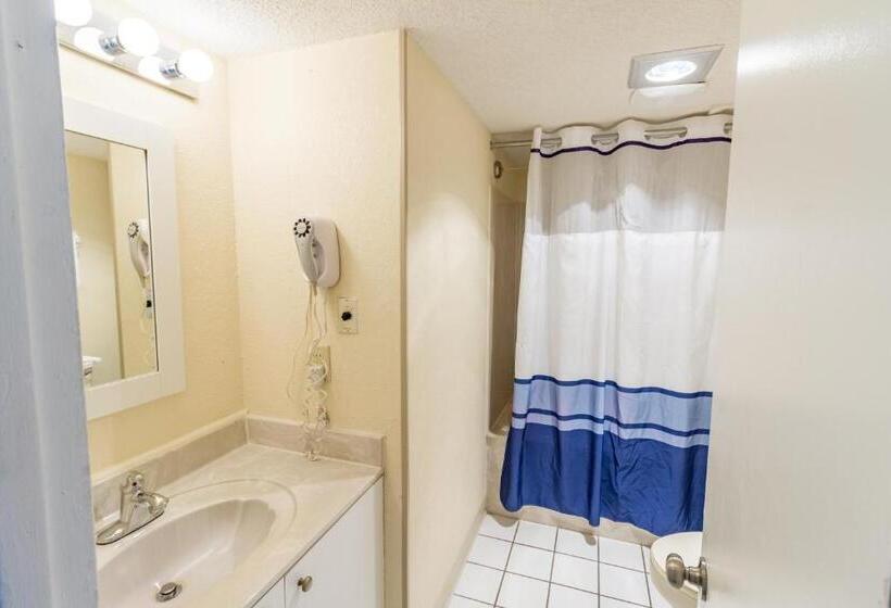 סטודיו דלוקס, Yachtsman Oceanfront Resort