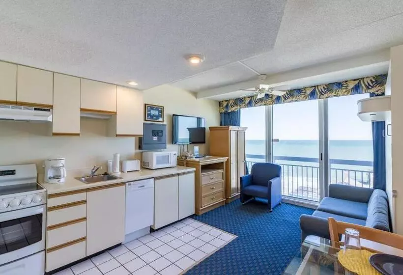 Deluxe Studio, Yachtsman Oceanfront Resort