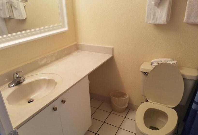 דירת חדר, Yachtsman Oceanfront Resort