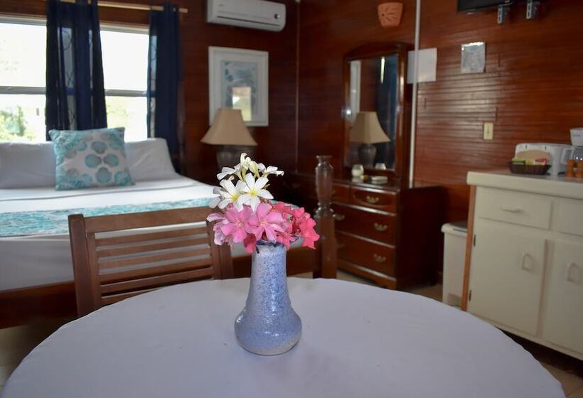 کابین, Catamaran Hotel Marina