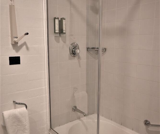 חדר אקזקיוטיב, Grand Country Lodge Motel