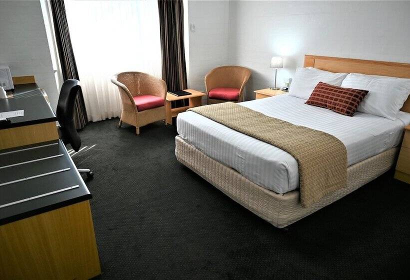 חדר אקזקיוטיב, Grand Country Lodge Motel