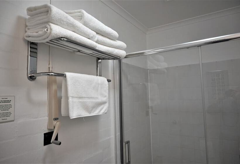 חדר משפחתי, Grand Country Lodge Motel