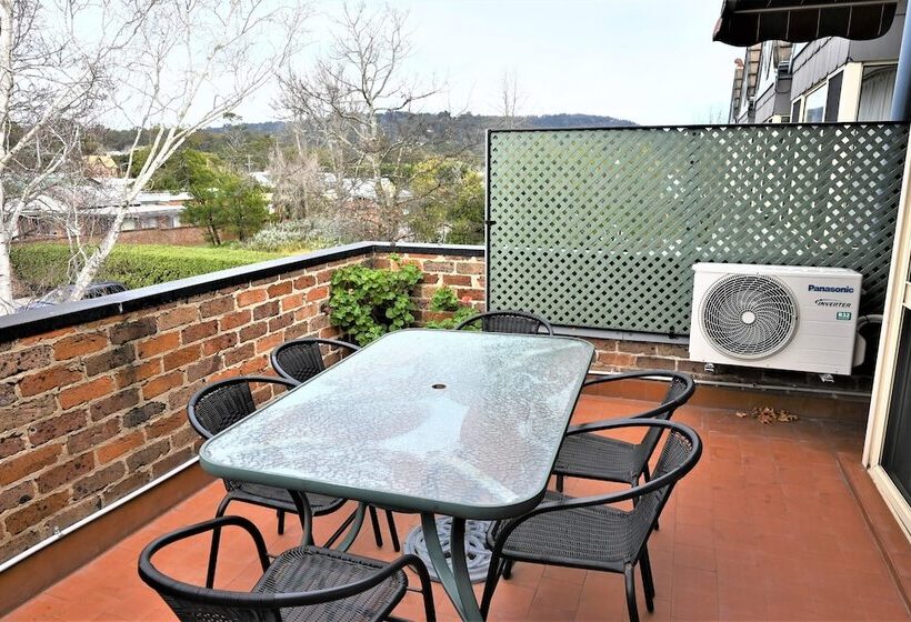 חדר משפחתי, Grand Country Lodge Motel