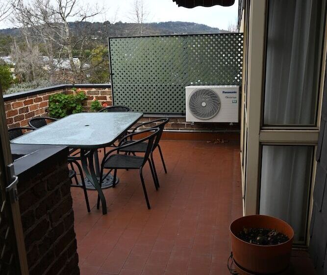 חדר משפחתי, Grand Country Lodge Motel