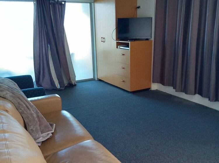 Апартаменты 2 Спальни, Annerley Motor Inn